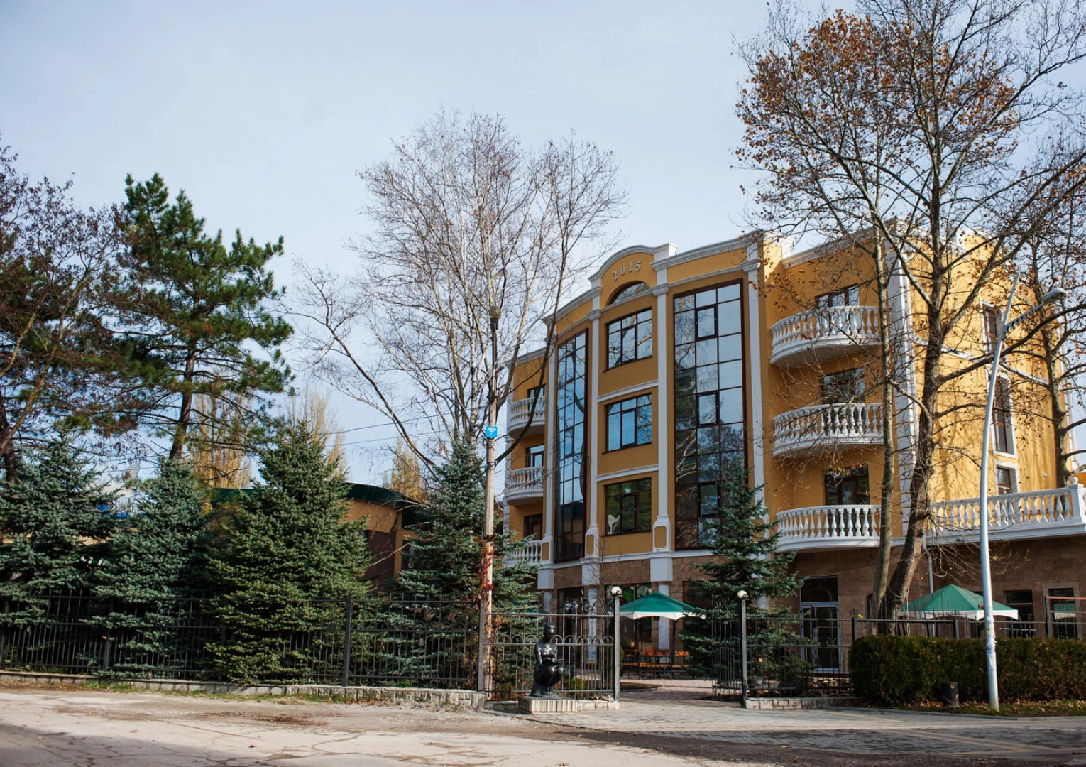 Отель Даяна