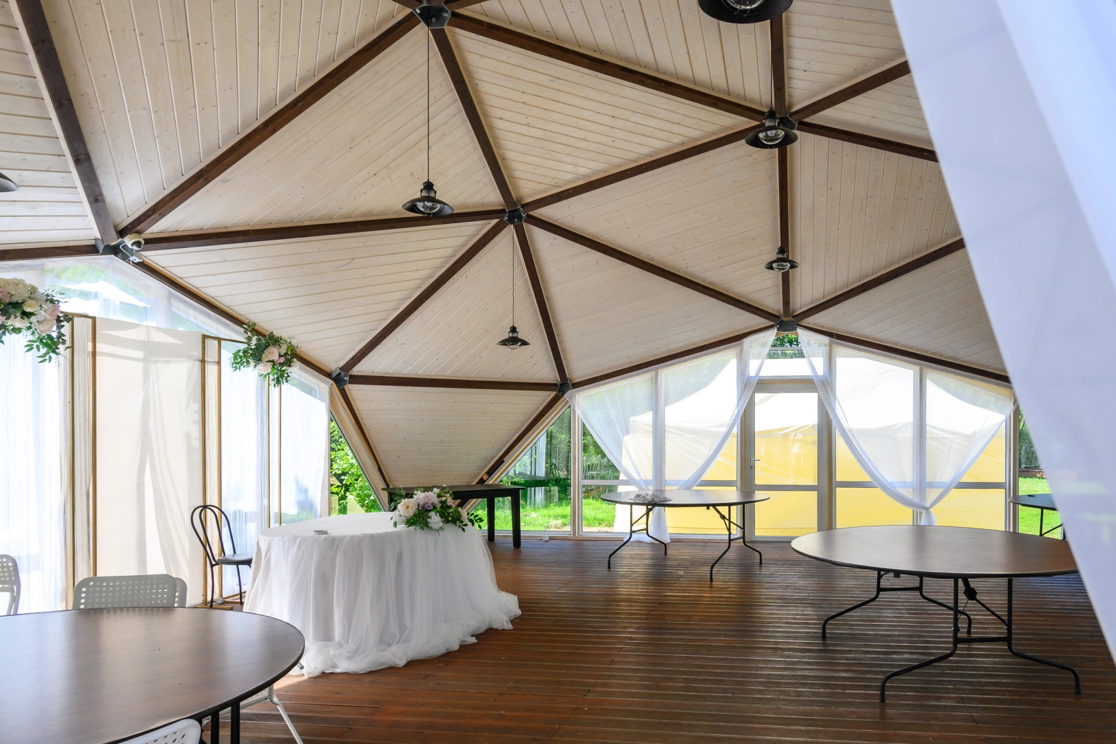 Отель ВКС-Кантри