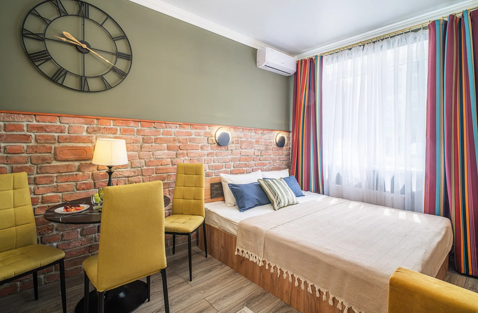 Апартаменты Кранц в старинном стиле возле Озера