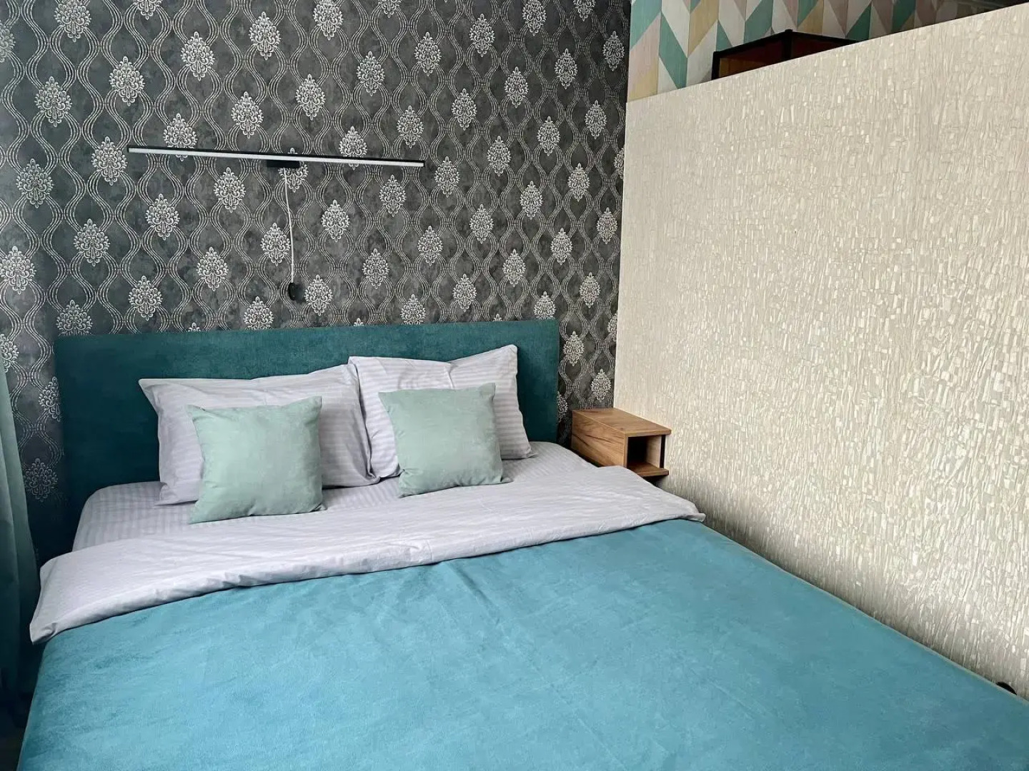 Квартира Ваш Рантье на Полярных Зорях 25/1 в Доме Художника