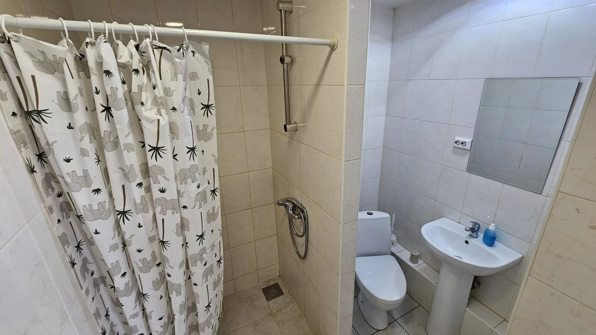 Квартира Студия на Гая