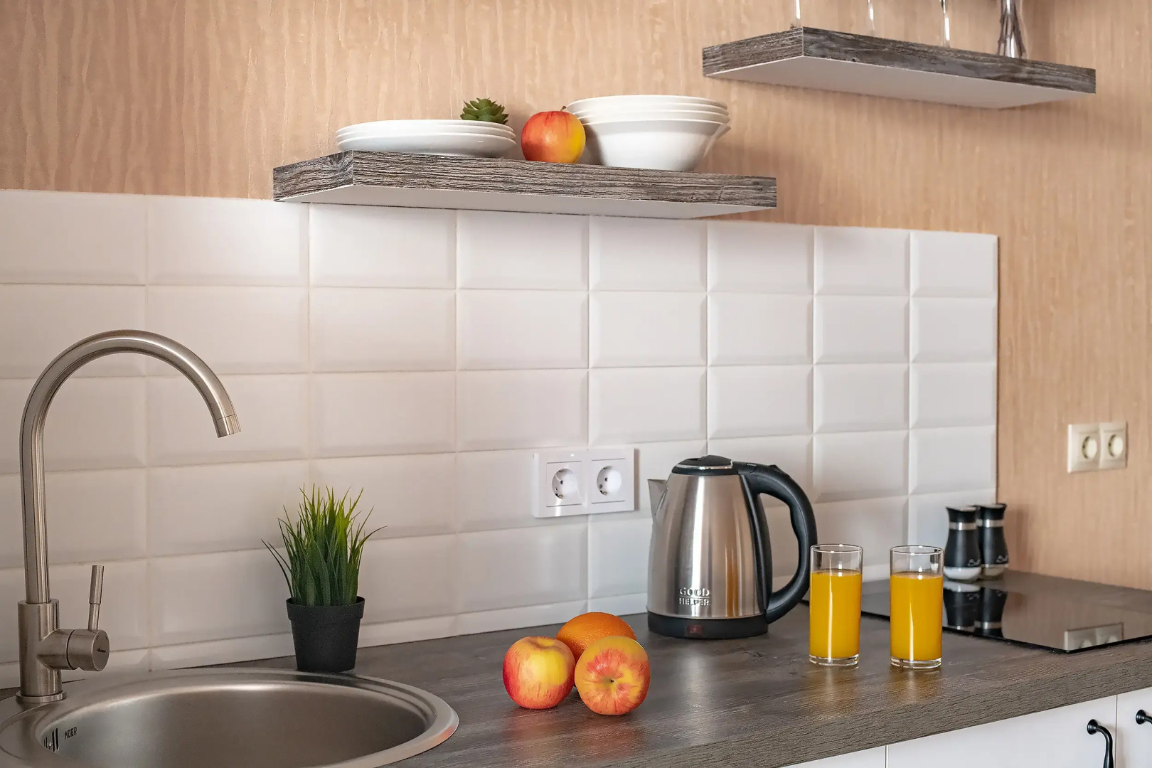 Апартаменты TopHouse на Жигура 12а  двухкомнатные