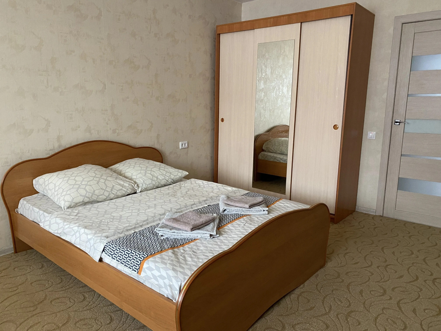 Квартира Просторная Трехкомнатная