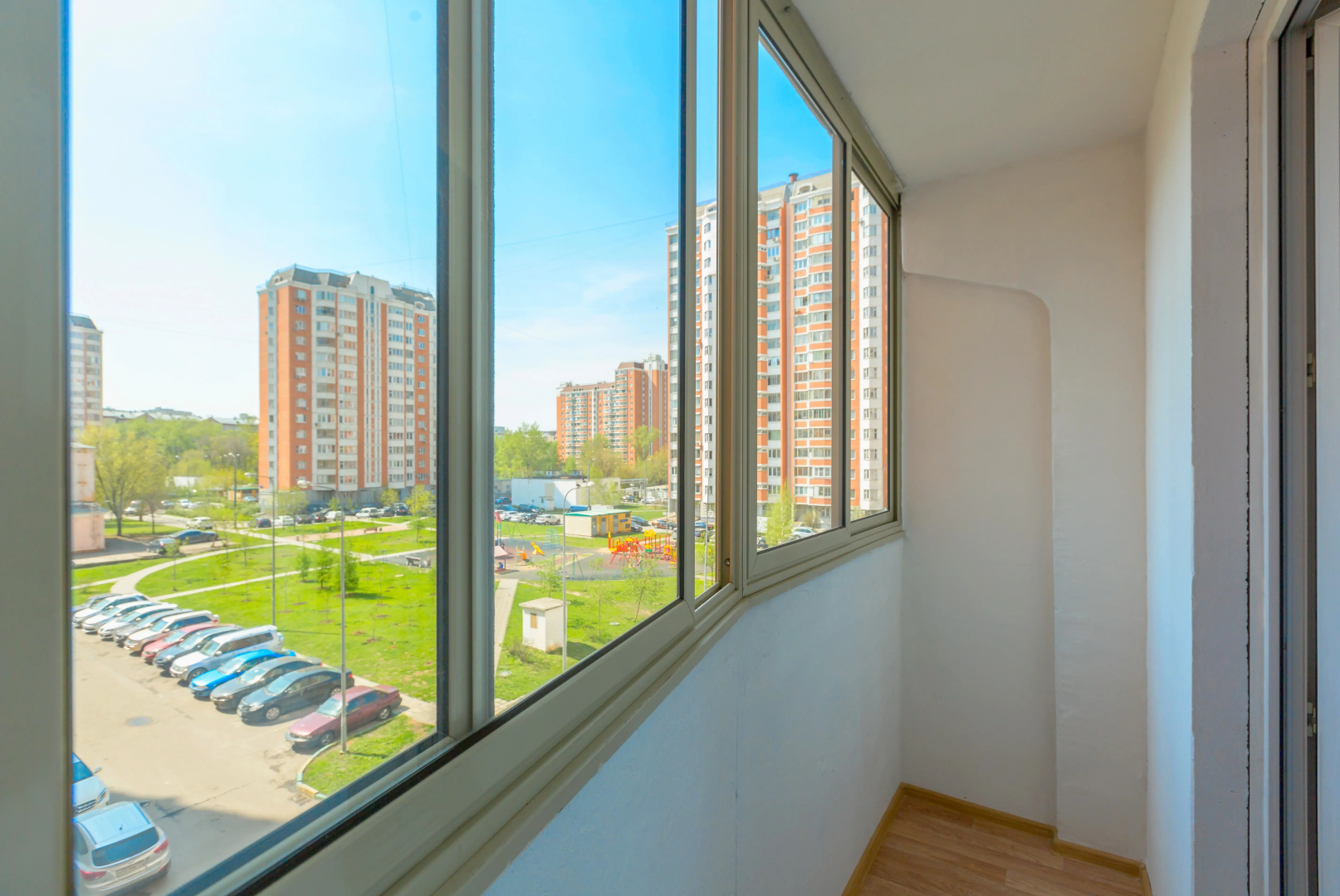 Апартаменты Гости Любят у метро Римская