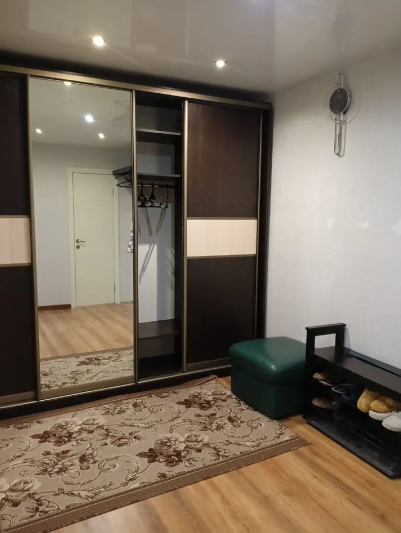 Квартира на Сергея Есенина 48