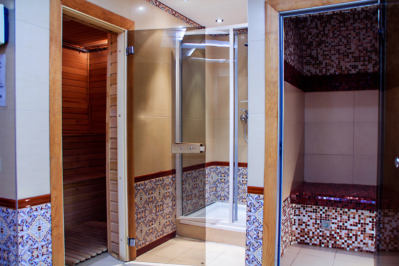 Отель Парус