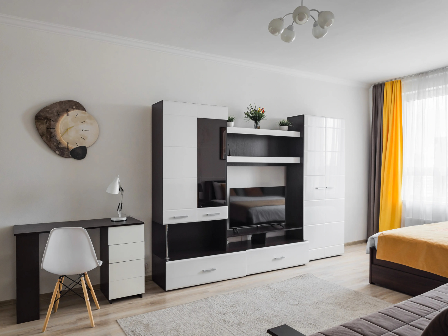 Апартаменты Mira Apartments