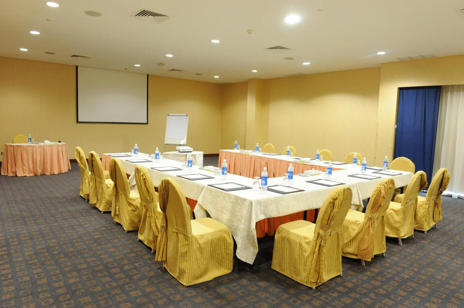 The Palms Beach Hotel And Spa