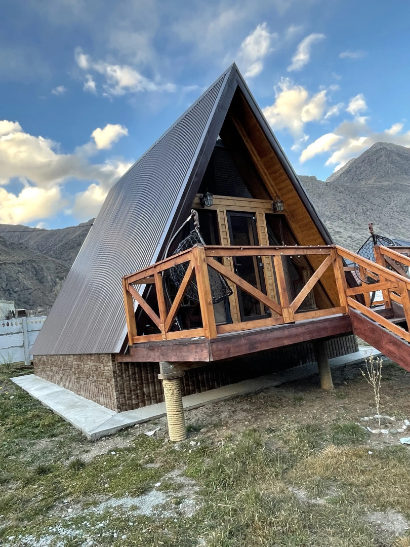 Частный дом Уютный с видом на горы