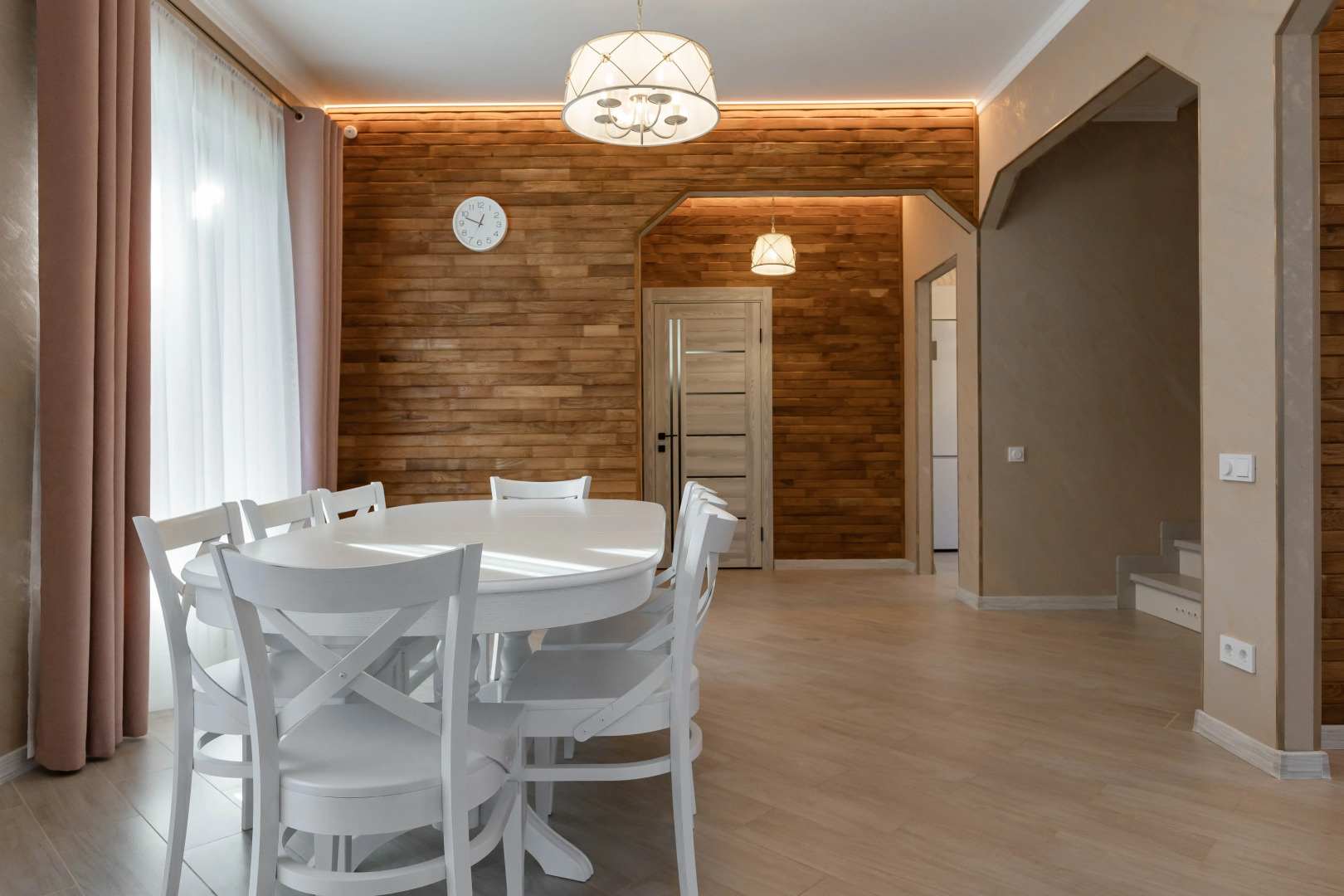 Частный дом Whitey House половина 1