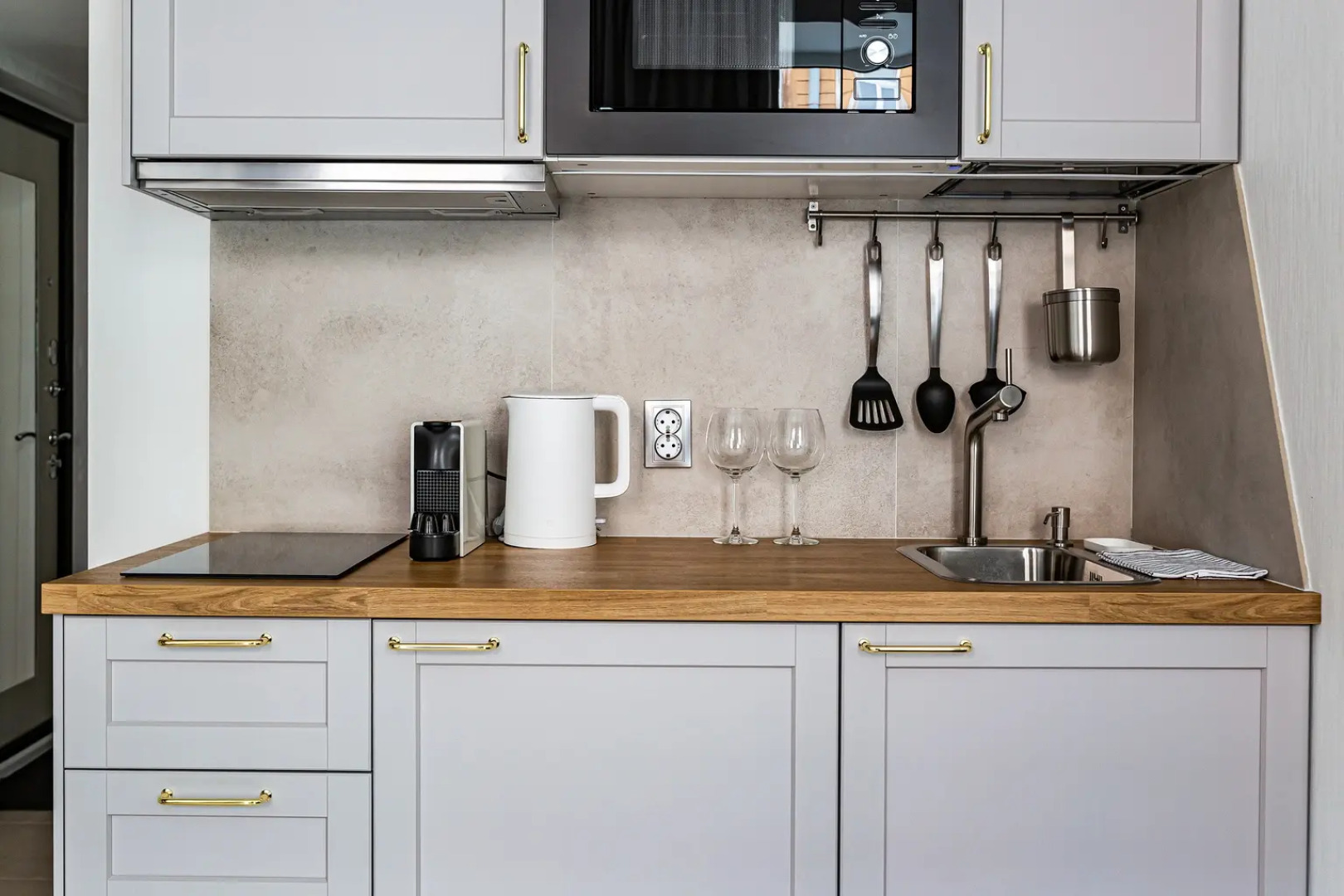 Апартаменты LetYourFlat "Aquamarine" студия