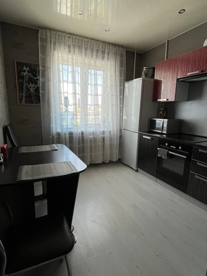 Однокомнатная квартира 40 кв.м на Набережной нефтяников 6