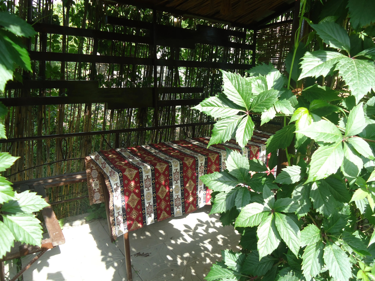 Апартаменты Dinadav House