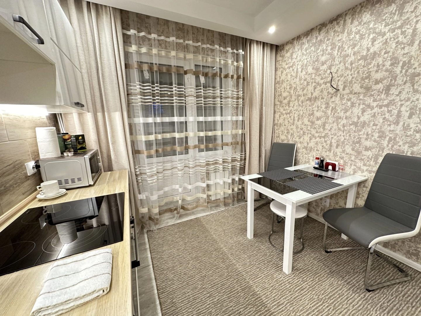 Апартаменты Fresh Room: на Маршала Устинова