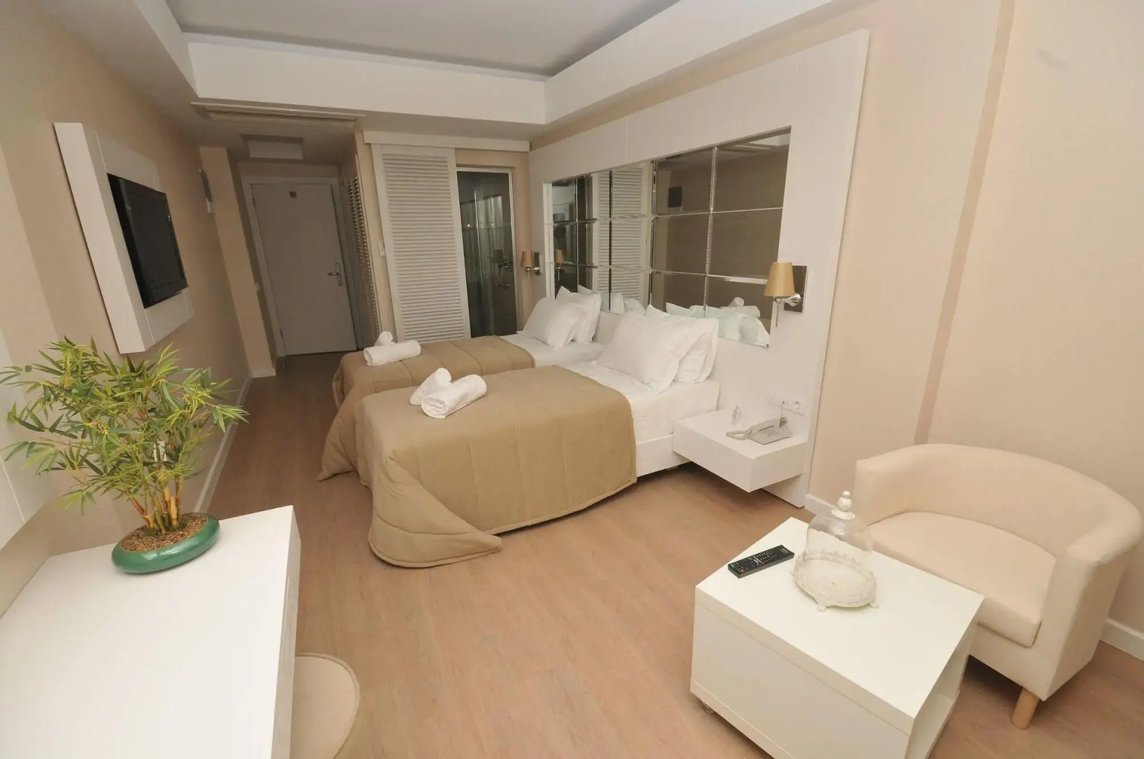 Отель Alesta Yacht