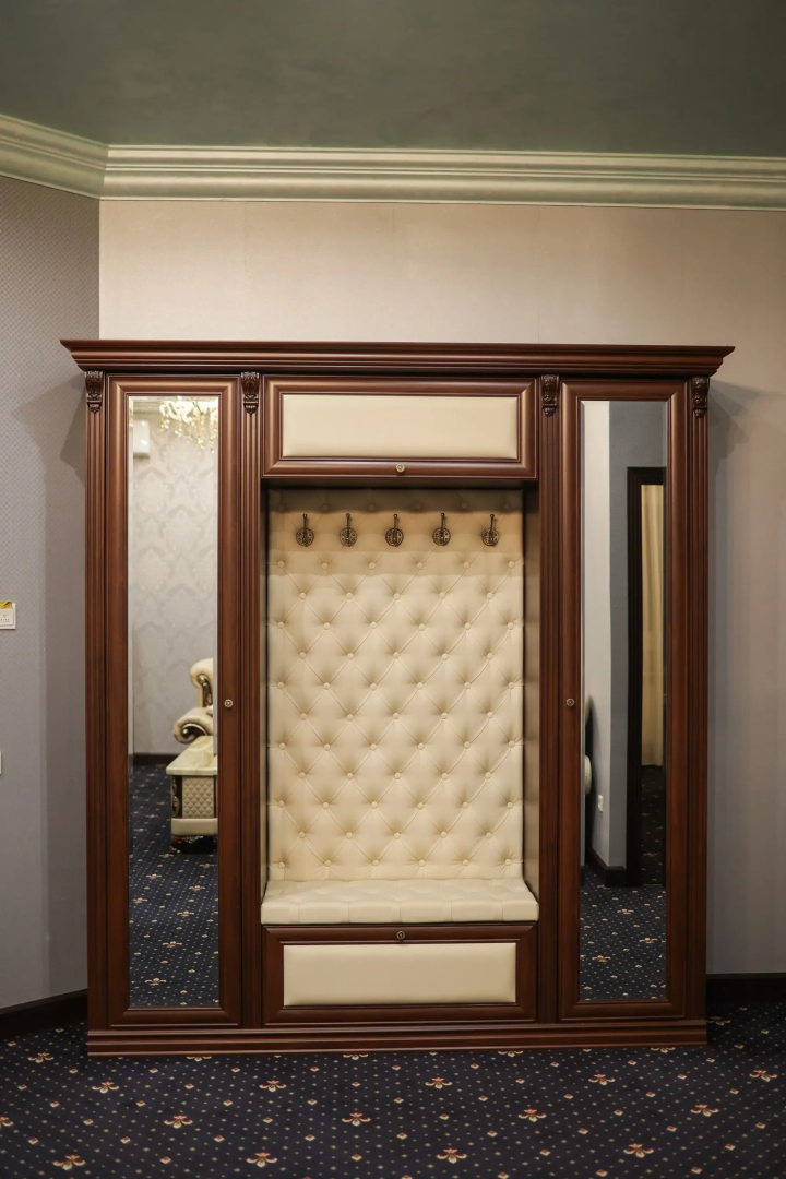 Отель Автор