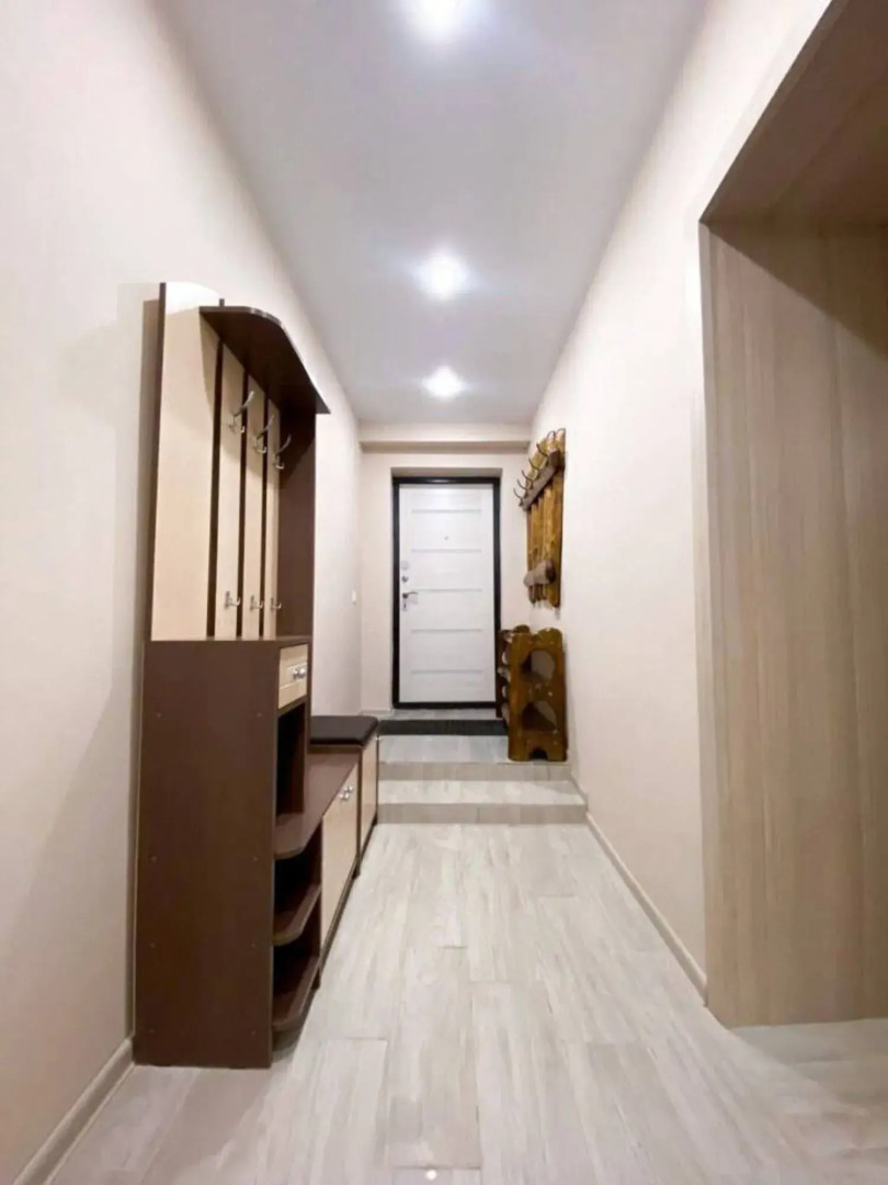 Квартира на Паровозной 15 (7а)