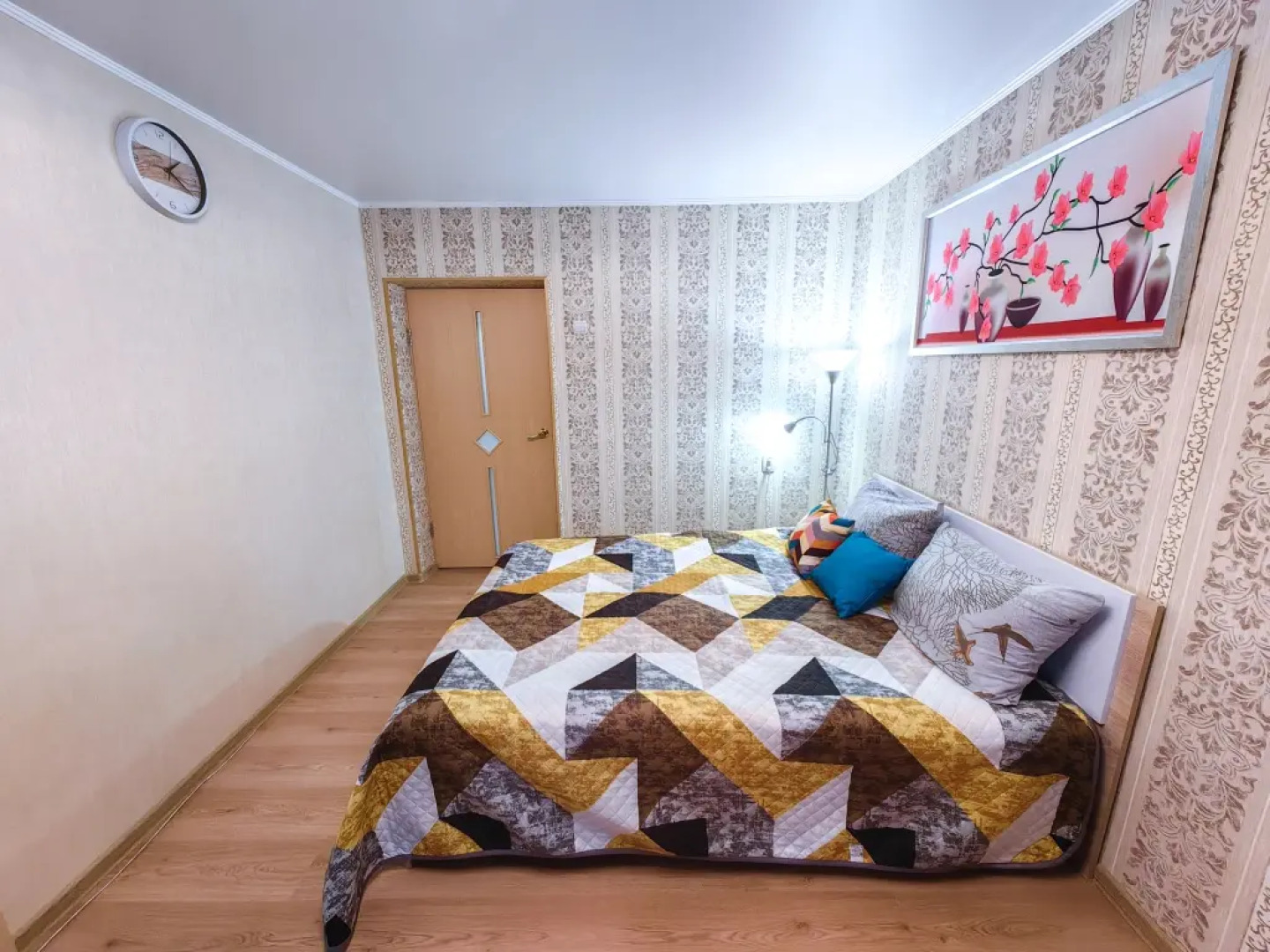 Апартаменты Трехкомнатная квартира рядом с ЦИПК Росатома