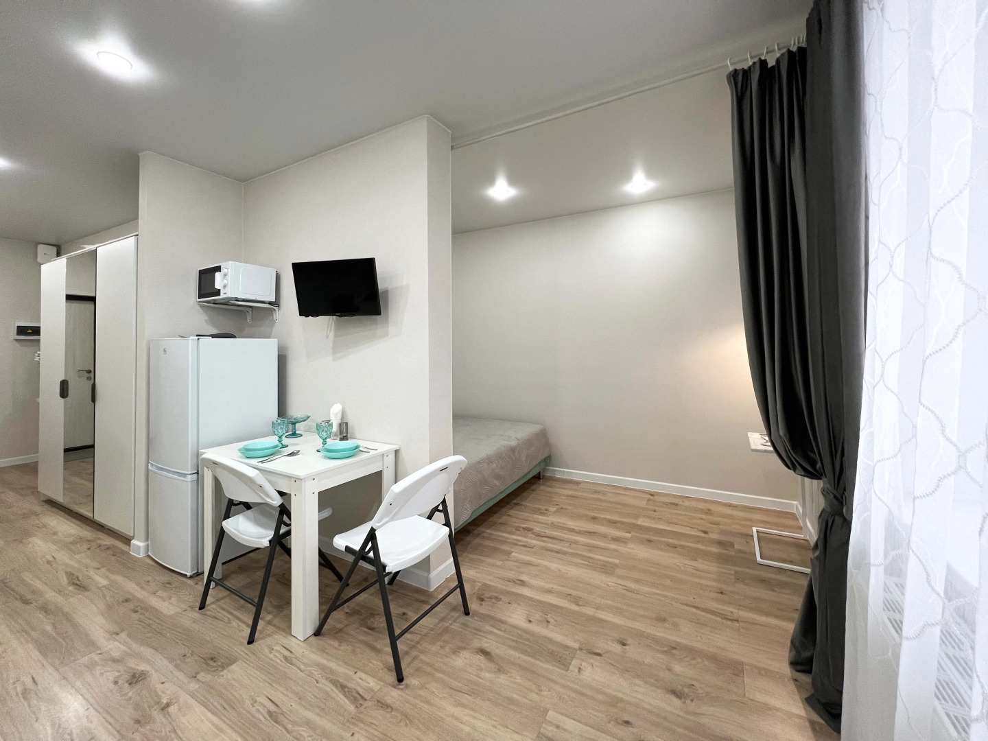 Светлая Студия Между Аэропортом и Метро Звездная Квартира