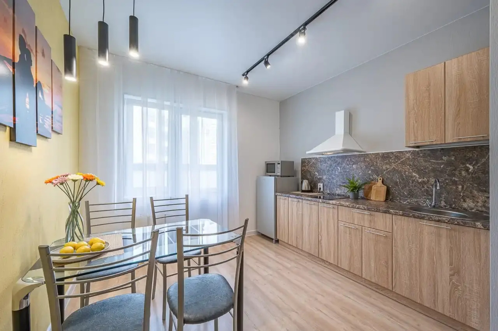 Апартаменты Академика Парина 4/2