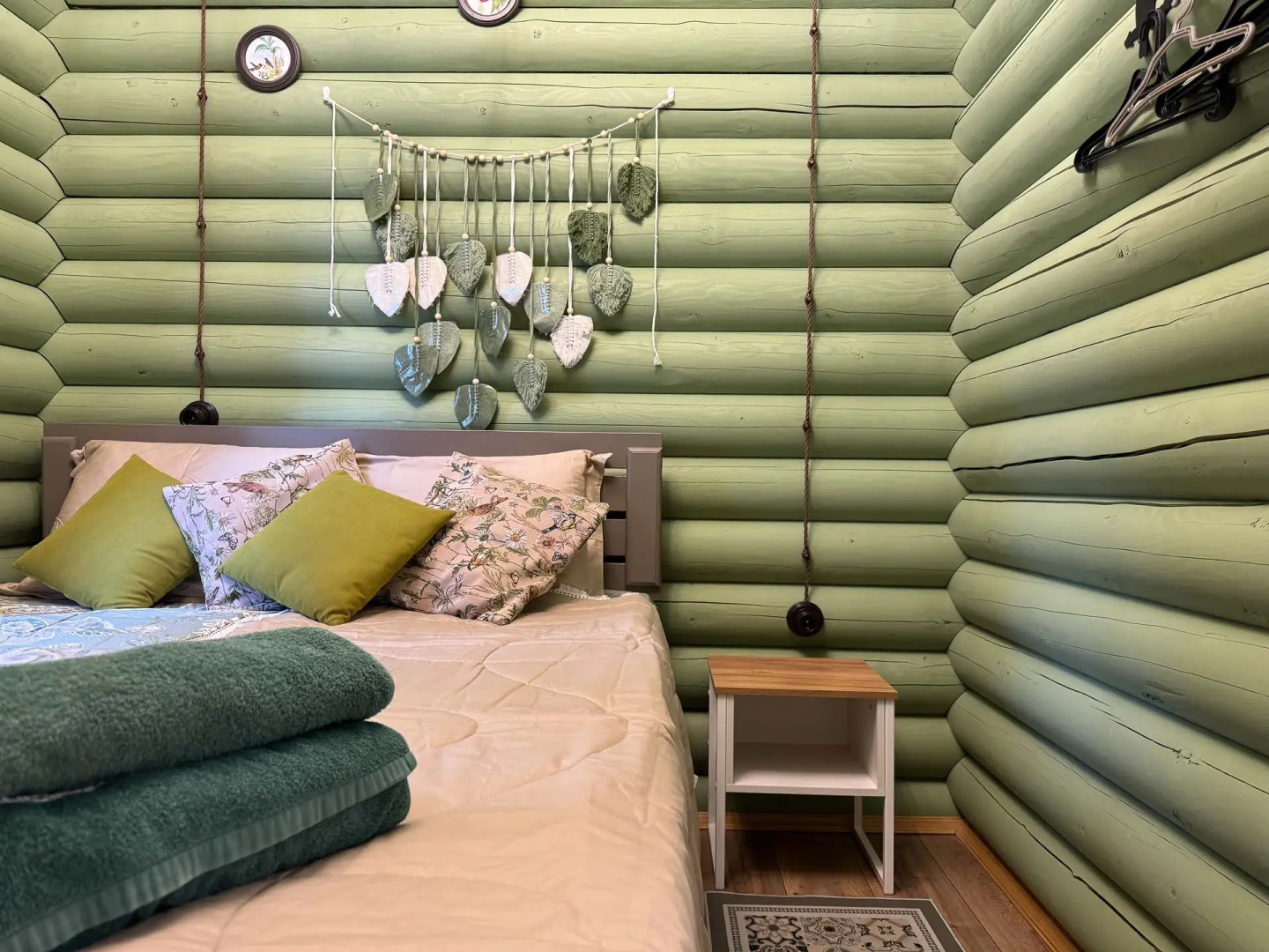 Частный дом У друзей сруб