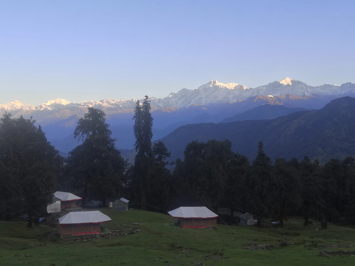 Кемпинг Gezellig Inn - Dewed Camp