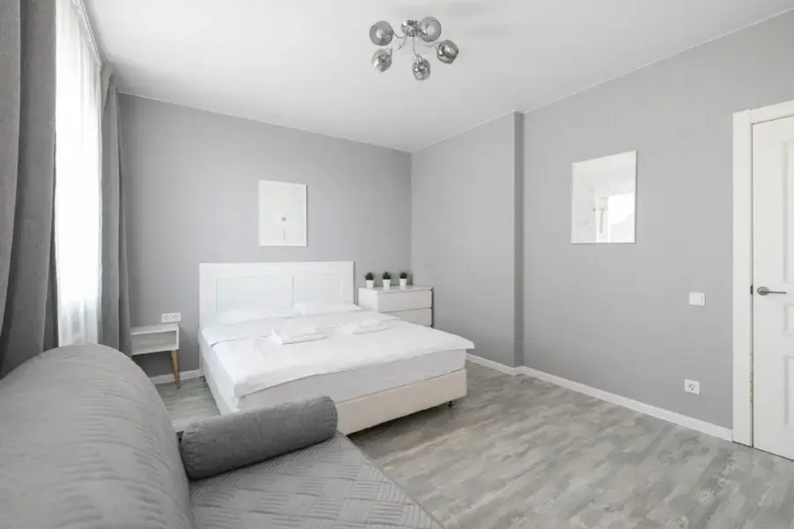 Апартаменты Домант Романова 60/1 (3)