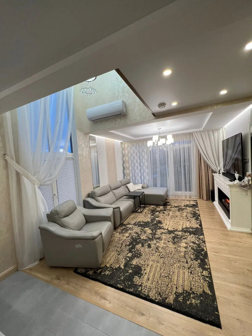 Вилла в Закрытом Поселке с Пляжем