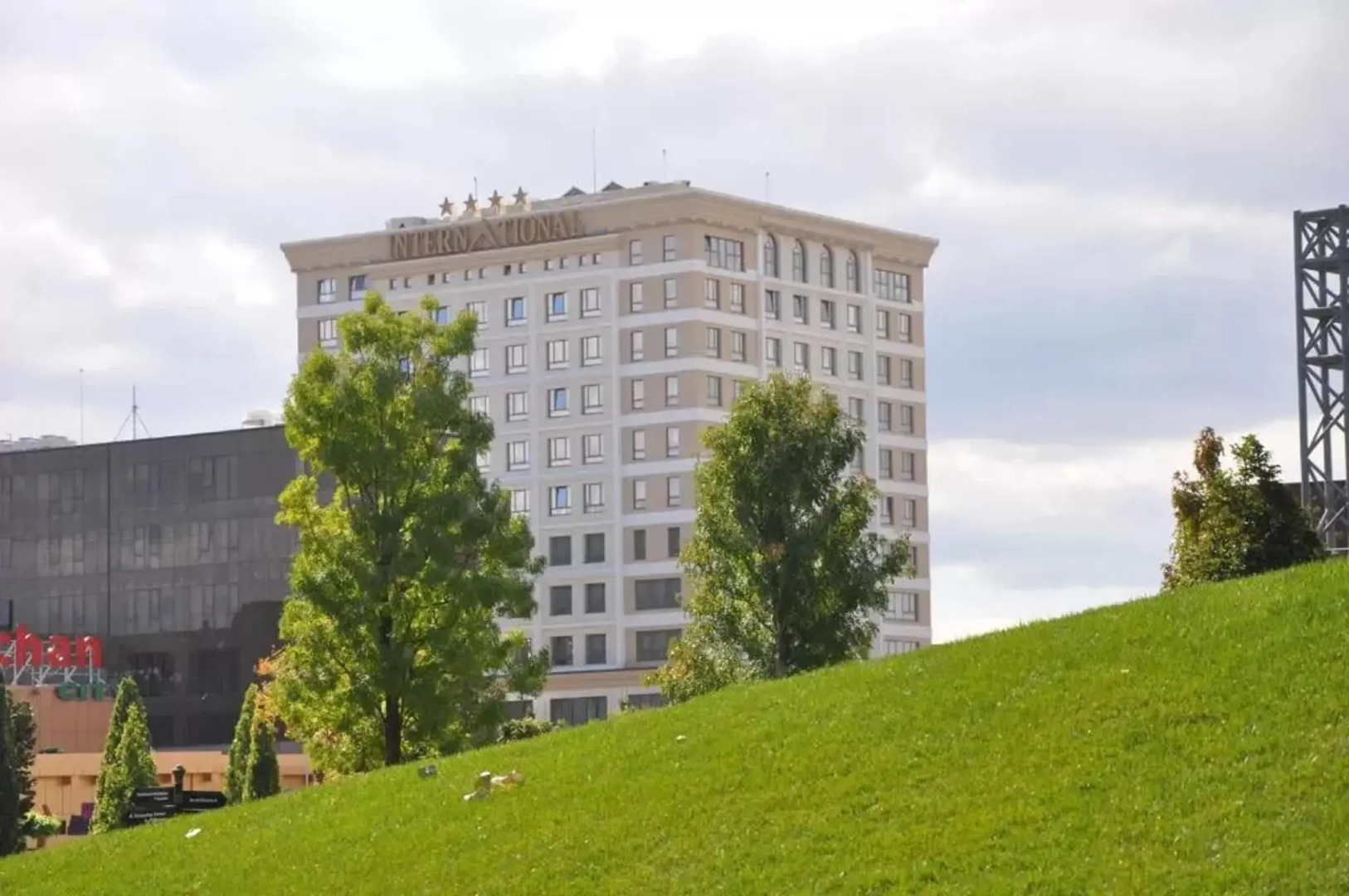 Отель International Iasi