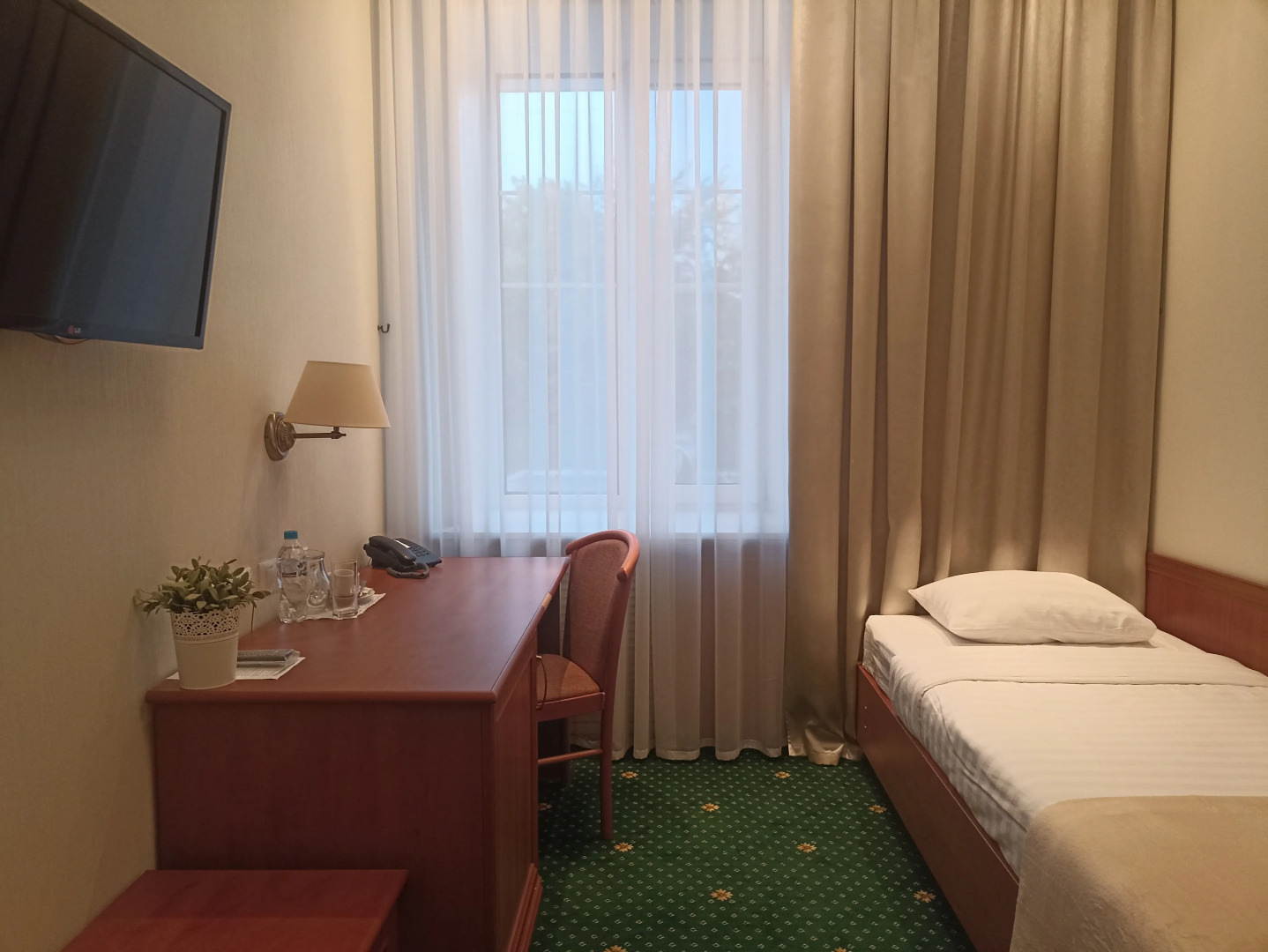 Отель Милютинский