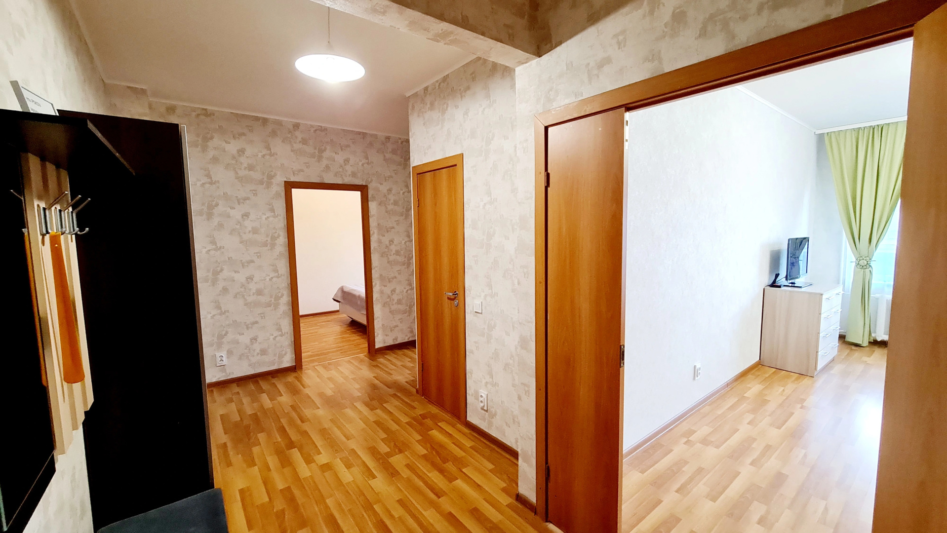 Апартаменты Двухкомнатные апартаменты на Кузбасской дивизии 26а