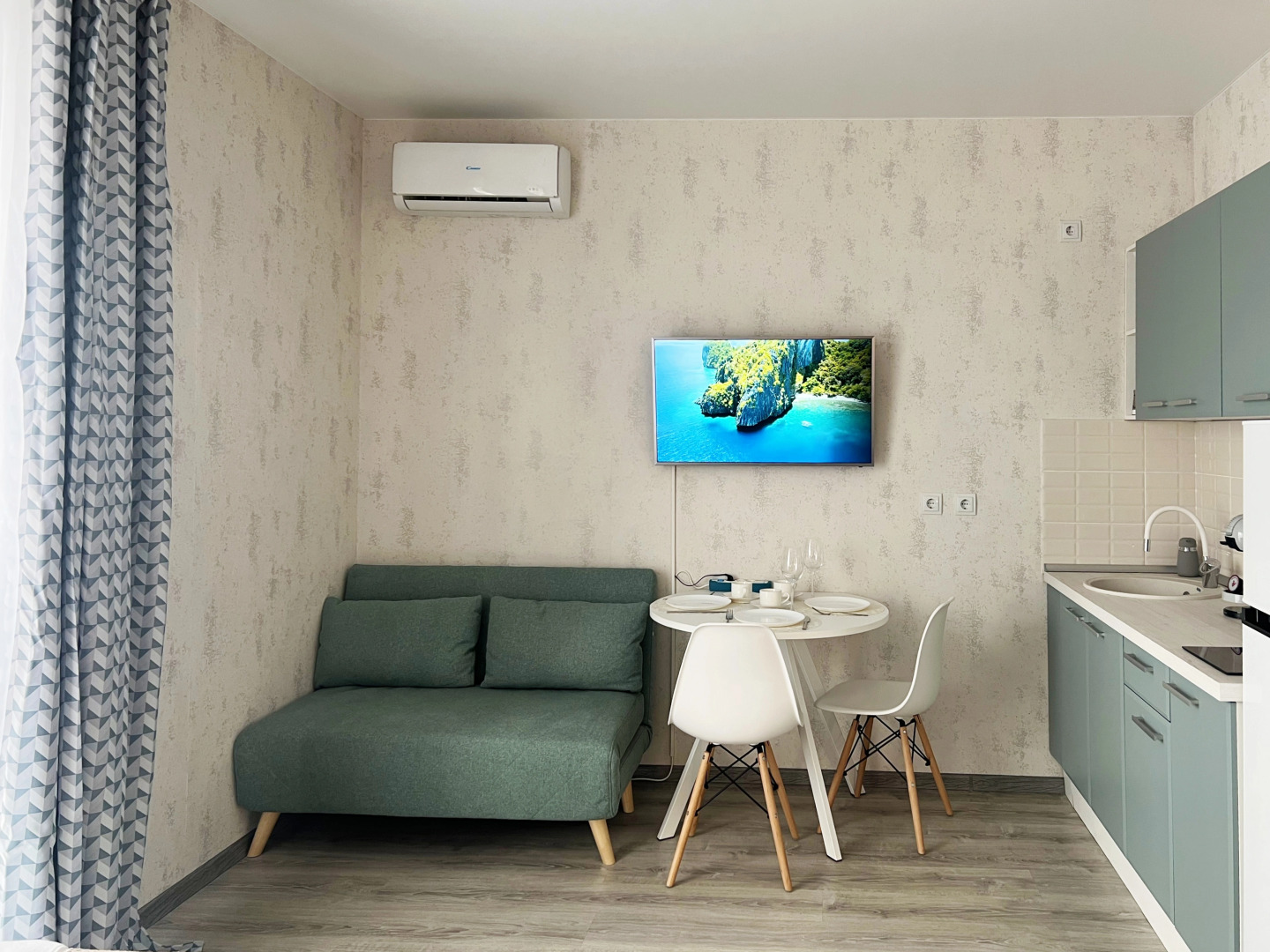 Fairy Home #15 Park Galitskogo Apartments