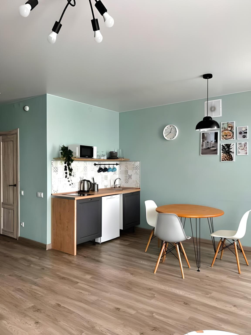 Квартира Беляева 42 на 19 этаже