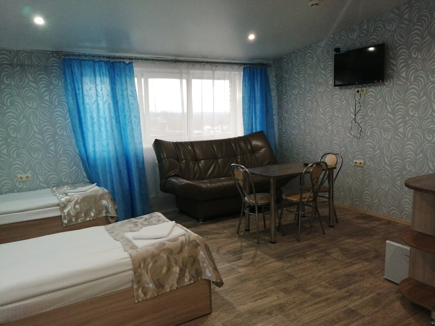 Отель Афоня