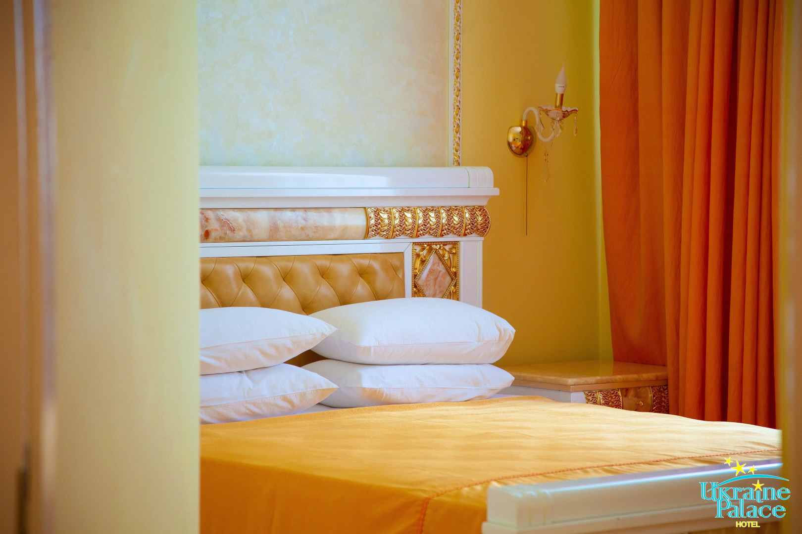 Отель Палас