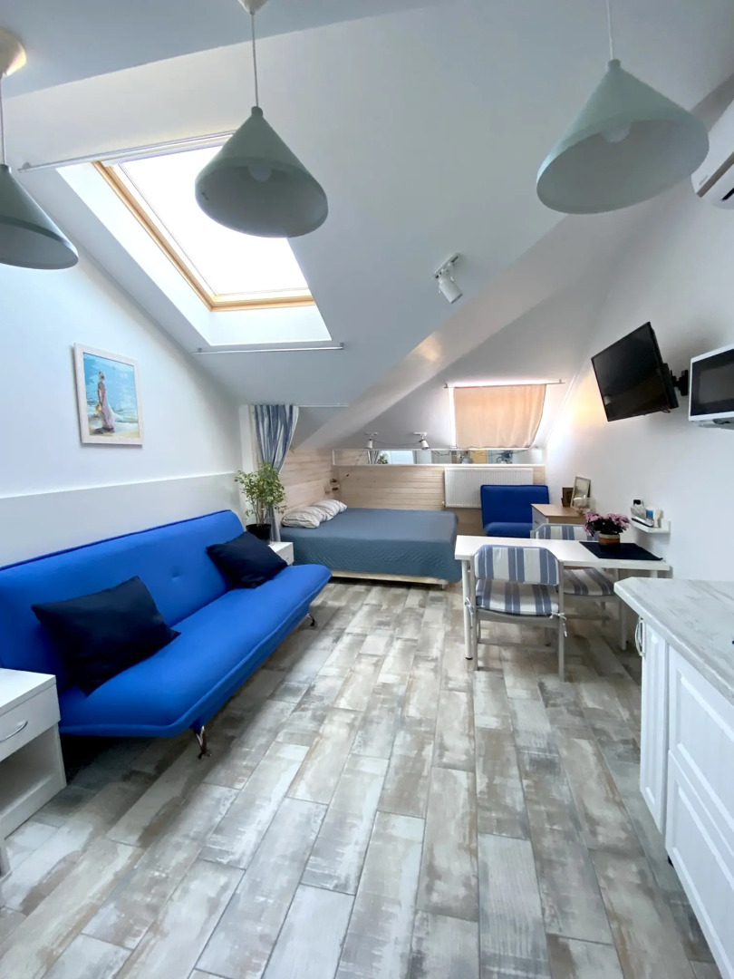 Квартира море-2