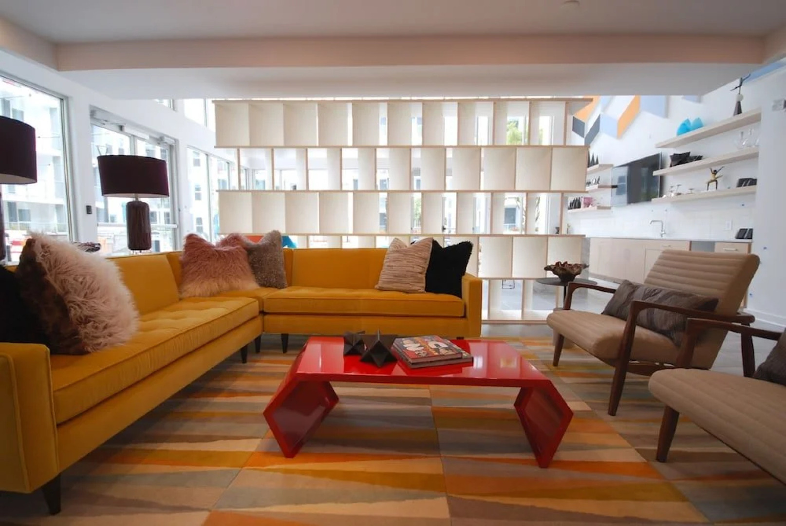 Апартаменты Spectacular Apartments by BCA Furnished