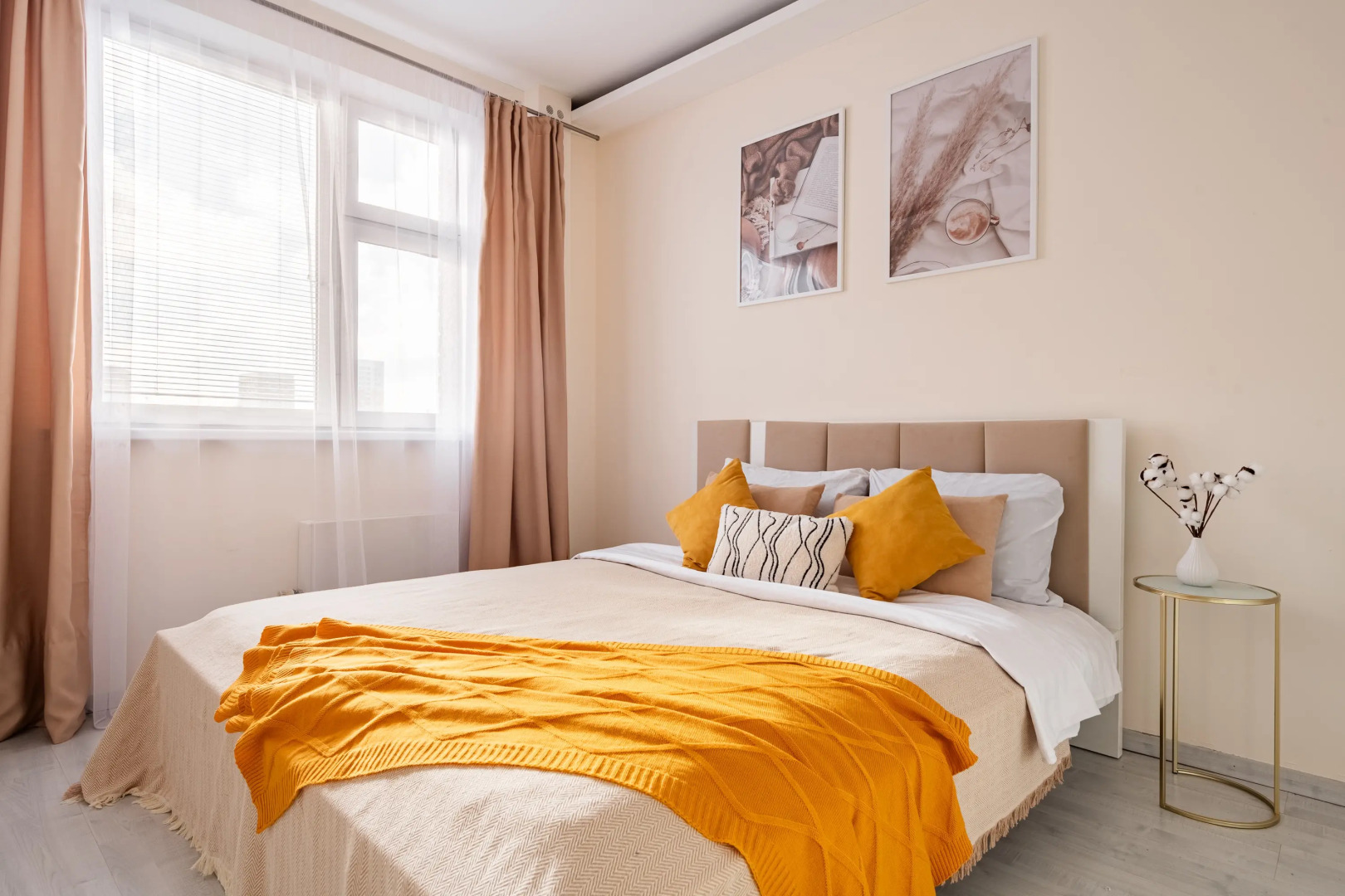 Квартира Двухкомнатная Natali apart у метро Академика Янгеля