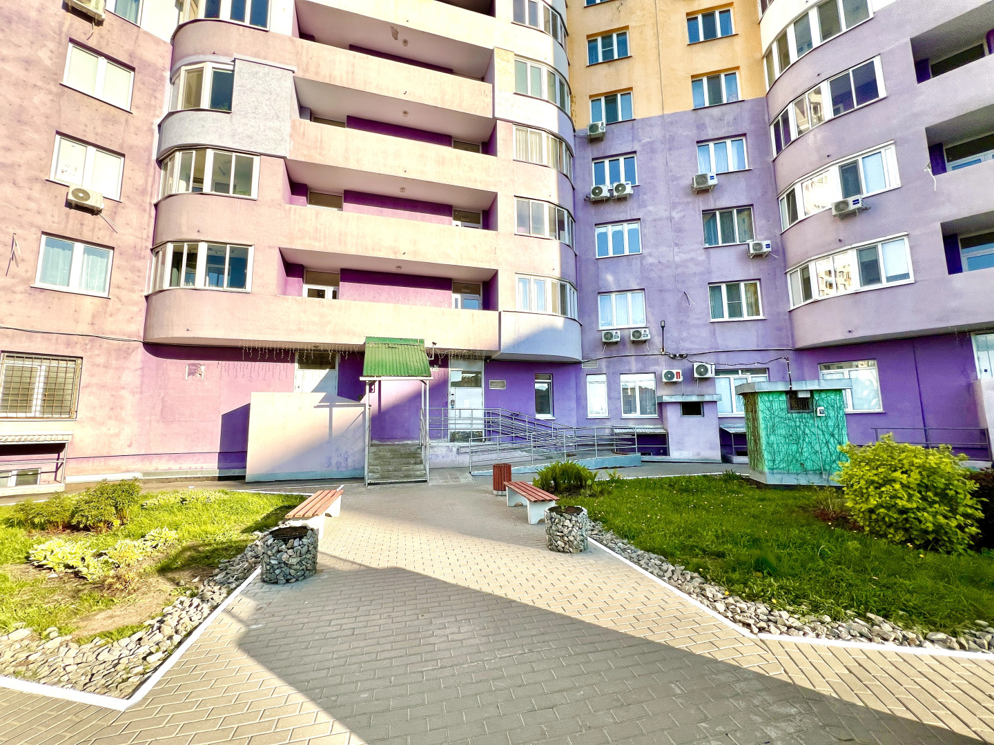 Уютные Апартаменты в ЖК Радужный Люкс (ул. Солнечная 18)