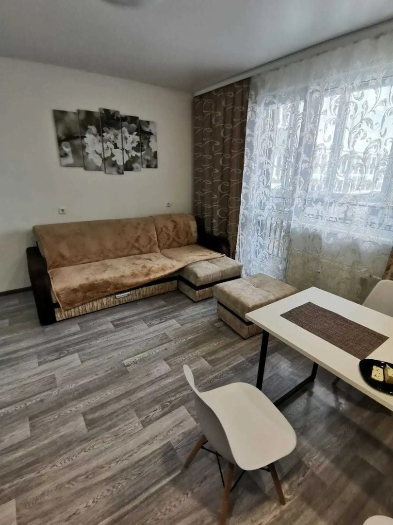 Квартира на улице Самаровской 6 (95)