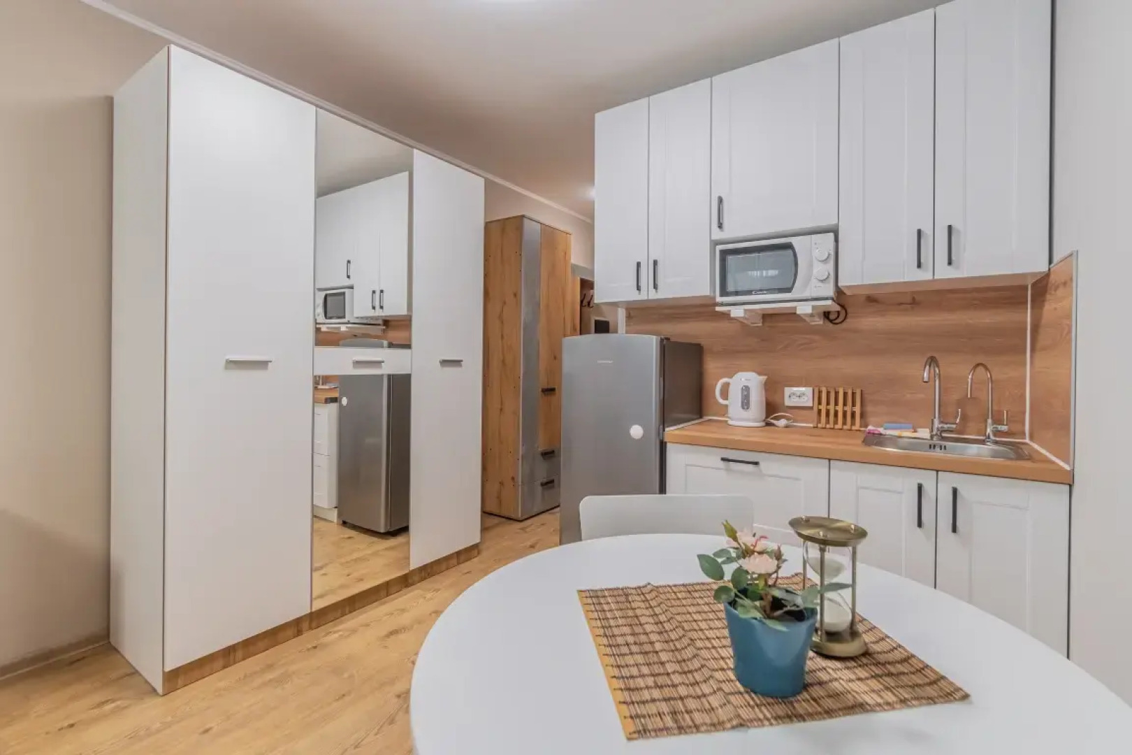 Апартаменты Полулюкс SalutApart 8