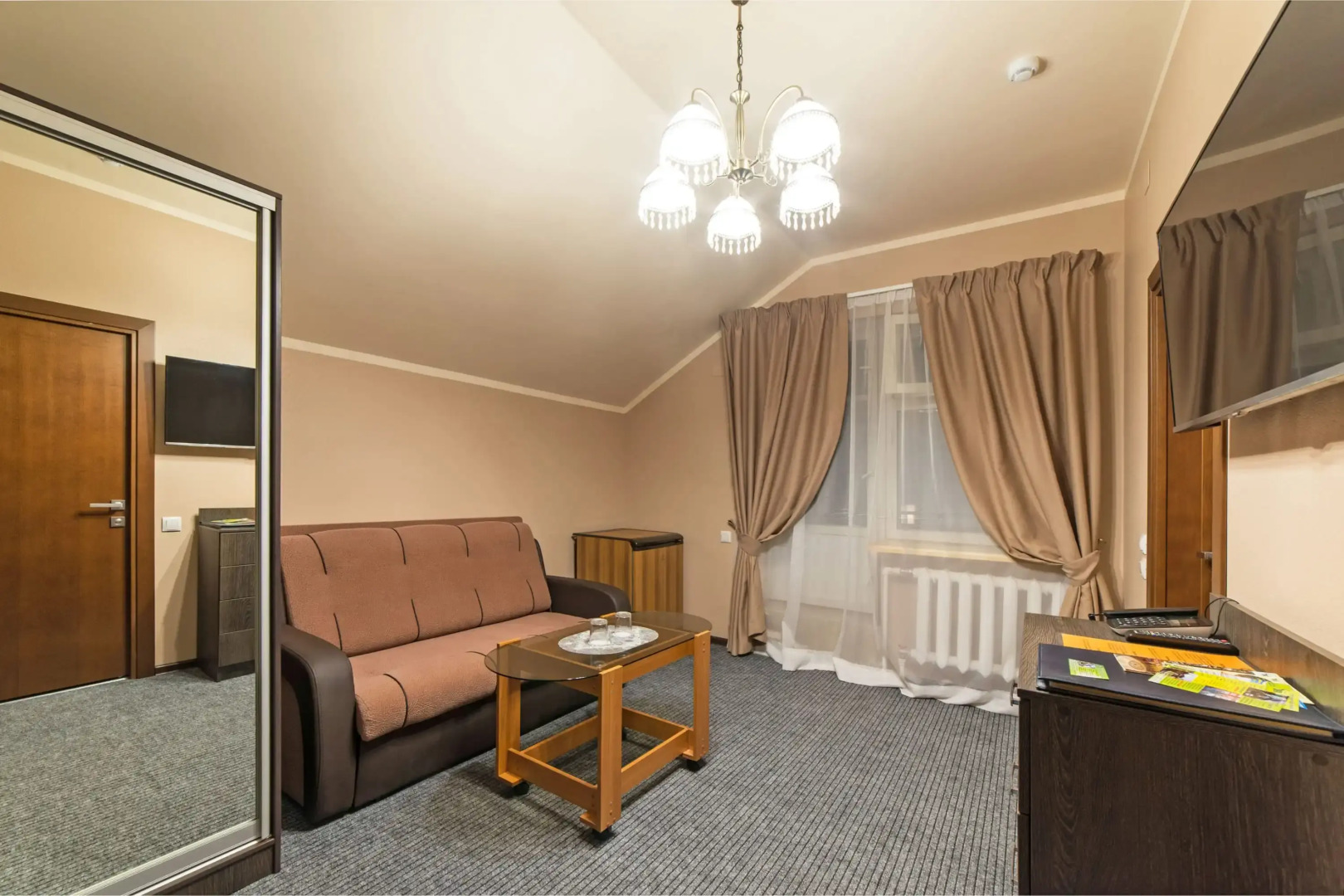 Отель Валерия