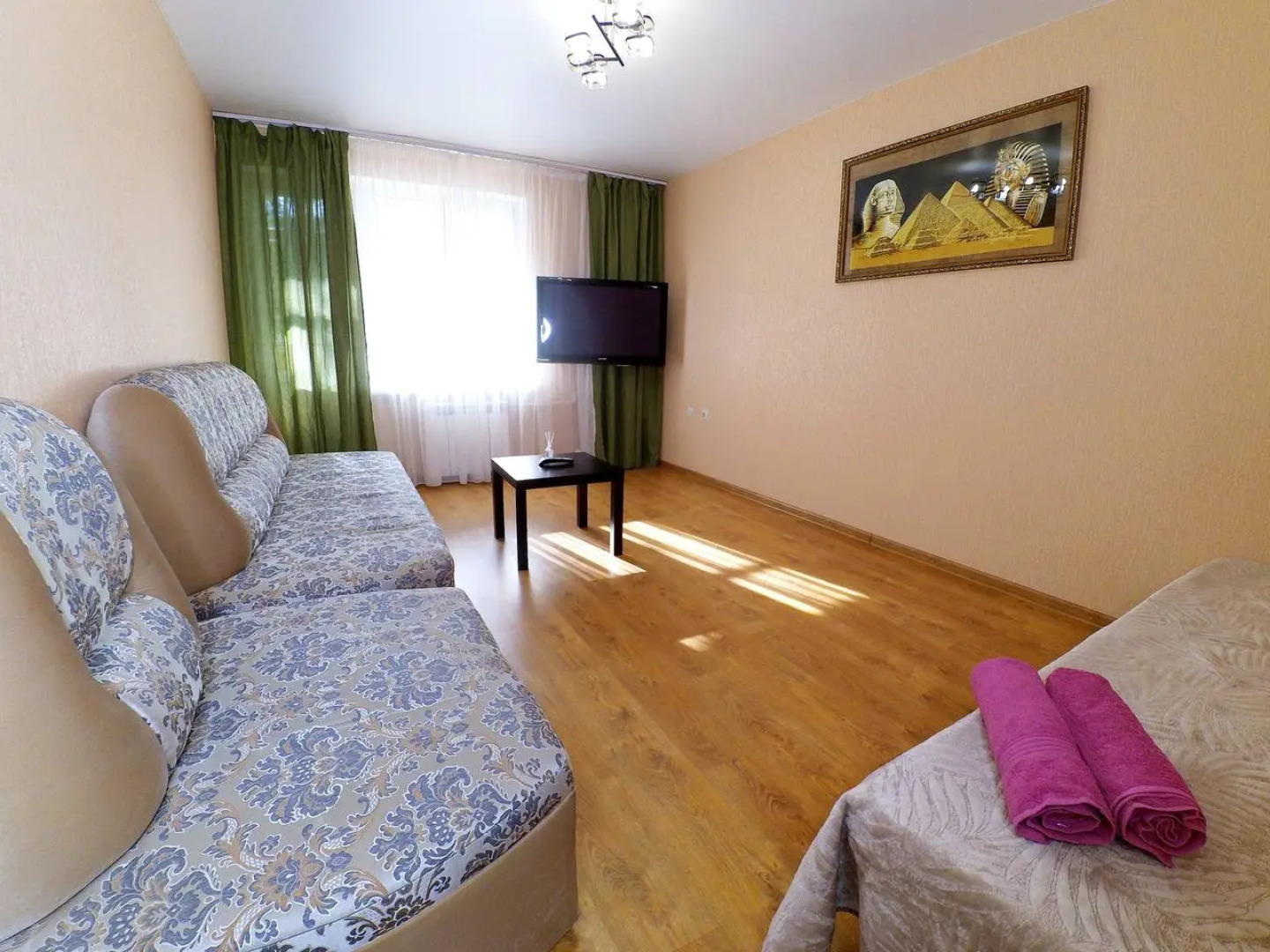 Квартира у озера