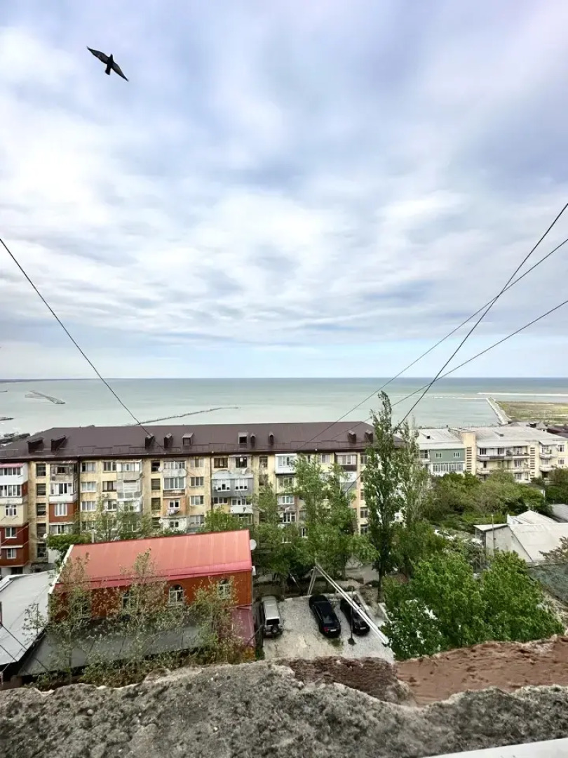 Квартира Гаджиева 164