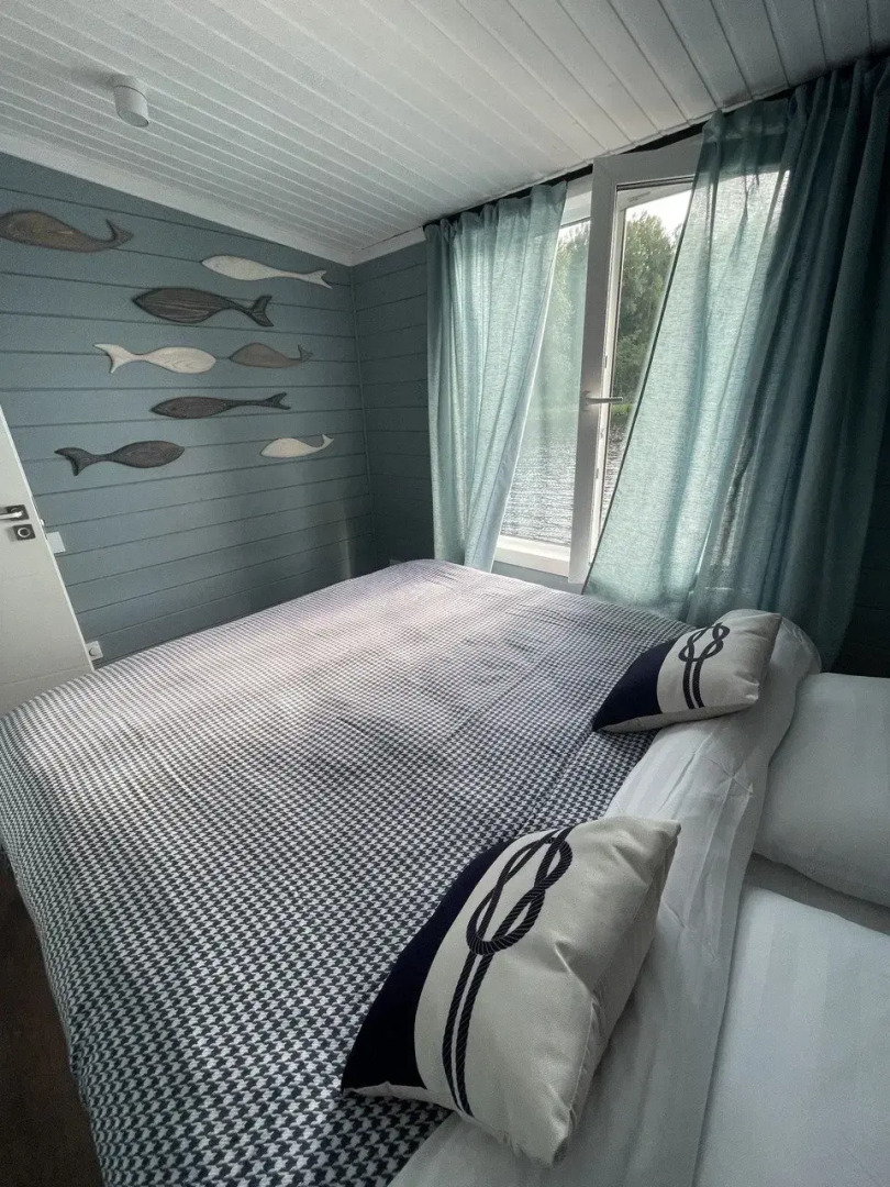 Гостевой дом на воде Наедине