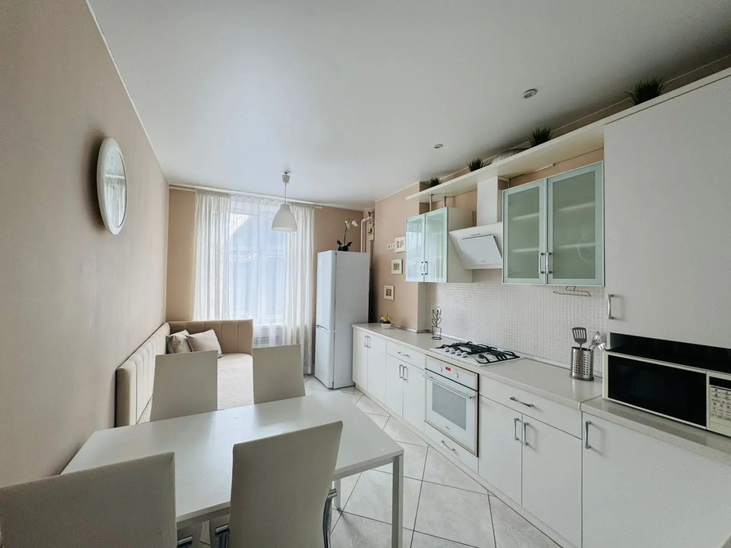 Апартаменты Кремль 50