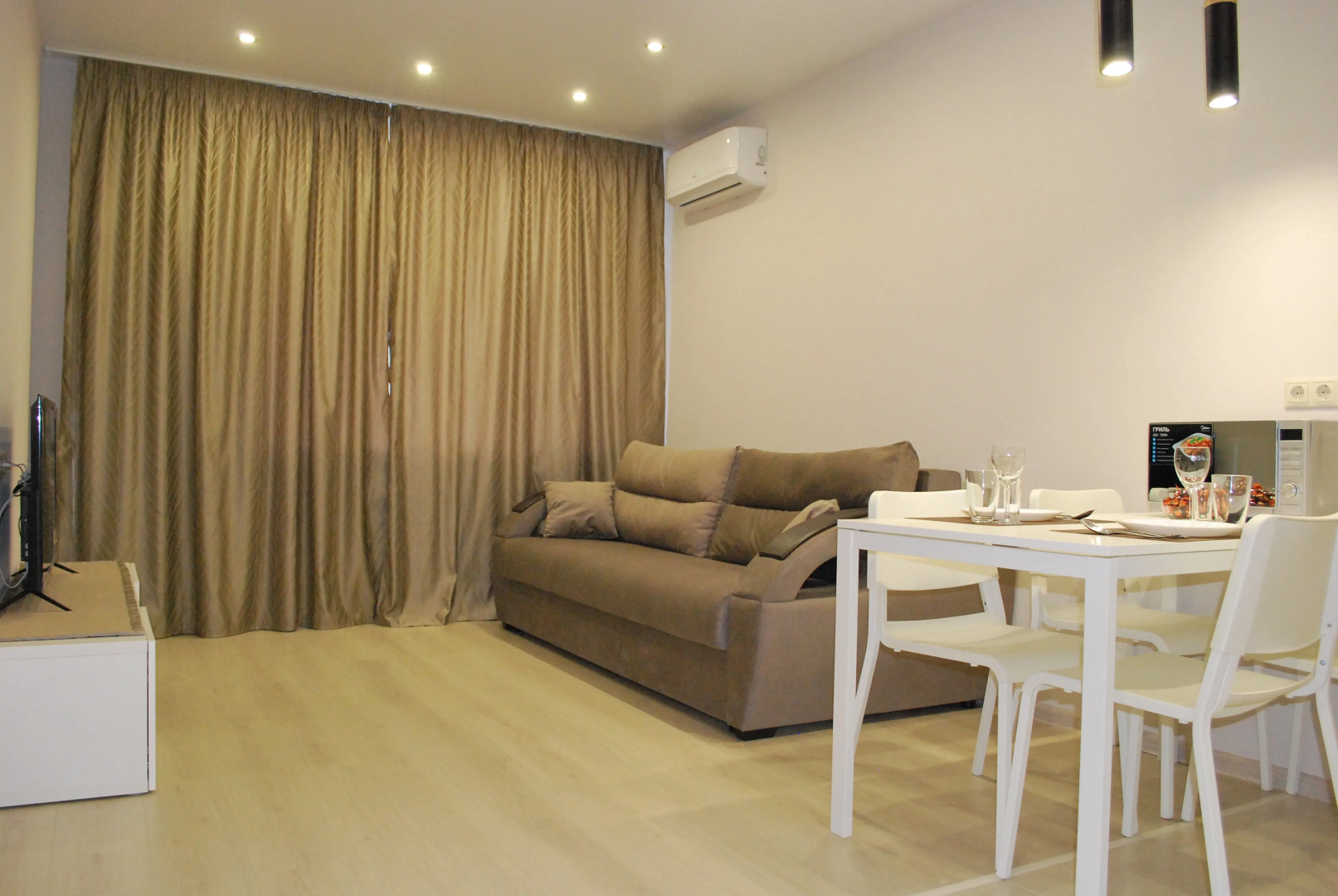 Апартаменты LUX Apartments on Telmana St. 2