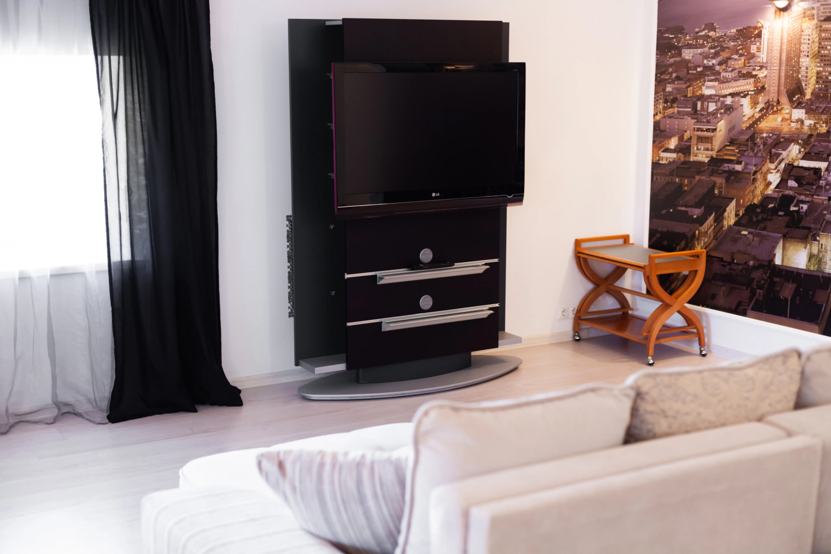 Апартаменты SUNVILLES на Бутлерова