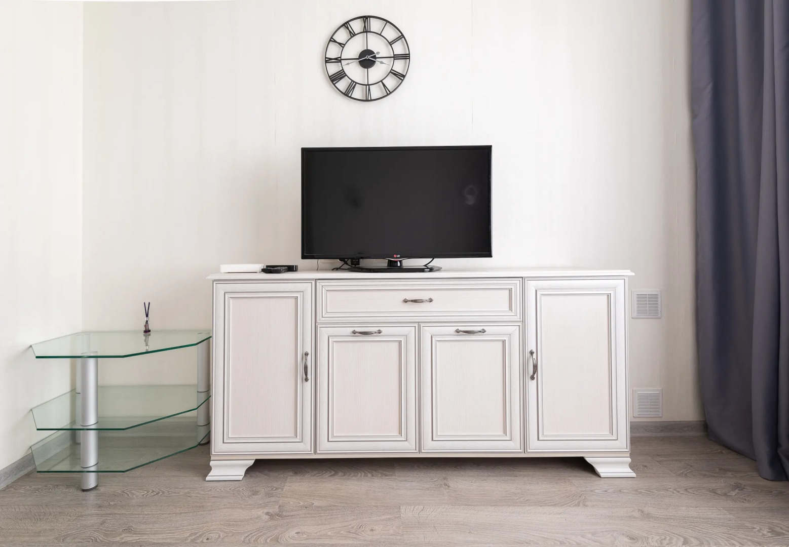 Апартаменты BelaTravel на Независимости 48