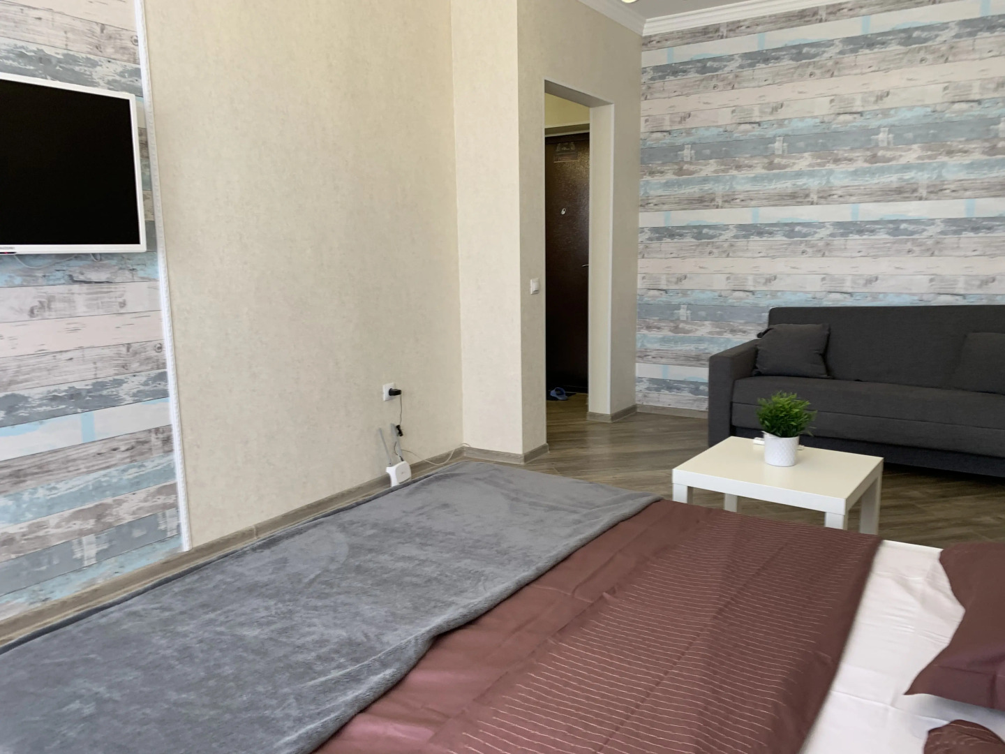 Апартаменты на проспекте Октября 91